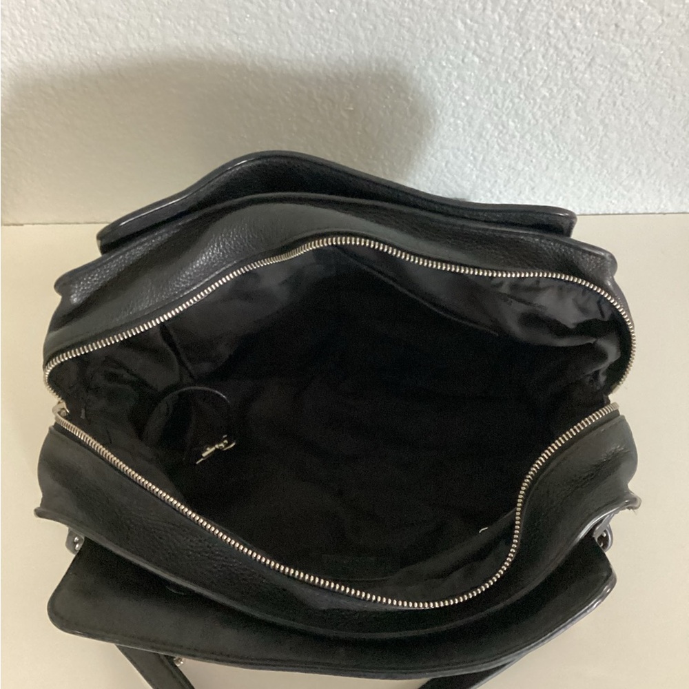 Michael Kors Astor Black Shoulder Bag - Picture 5 of 10